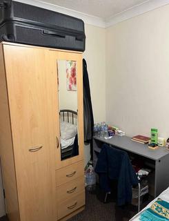 undefined, Doghurst Avenue, Harlington UB3