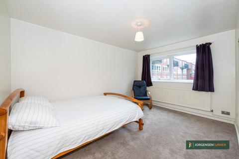 1 bedroom flat for sale, Ollgar Close, Shepherds Bush, London, W12 0NG