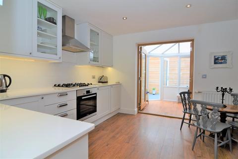undefined, Norcutt Road, Twickenham