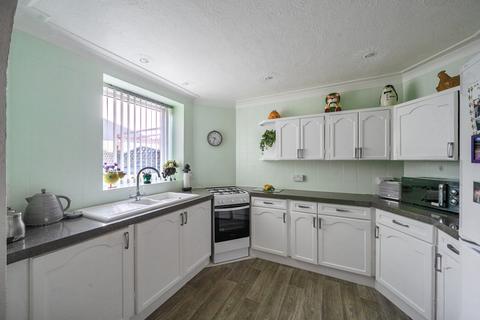 3 bedroom terraced house for sale, Ruskin Avenue, Stratton St Margaret, Swindon, SN2