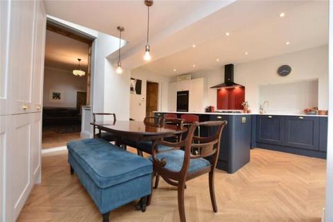 6 bedroom terraced house for sale, High Street, Knaresborough