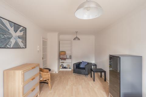 undefined, Hutton Terrace, Newcastle Upon Tyne NE2