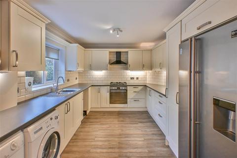 undefined, Cadogan Avenue, West Horndon, Brentwood