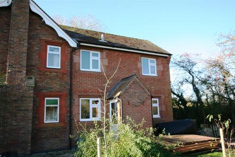 1 bedroom cottage to rent, The Granary Crowle, WR7 4AL