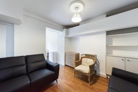 5 bedroom terraced house to rent, Islingword Place, Brighton