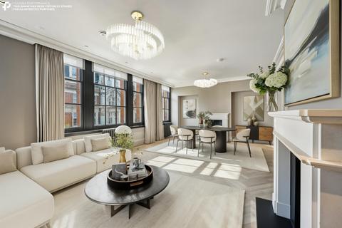 4 bedroom flat to rent, North Audley Street, London, W1K