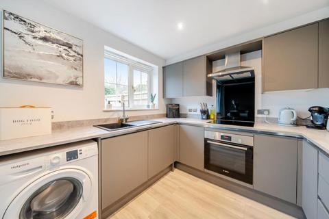 undefined, Lambourn, Berkshire, RG17