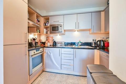 1 bedroom flat for sale, Vesta Court, City Walk, London, SE1