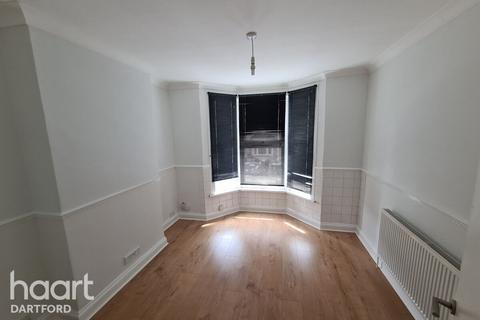 undefined, Maximfeldt Road, Erith