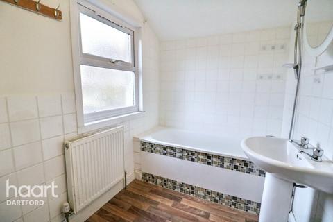 undefined, Maximfeldt Road, ERITH