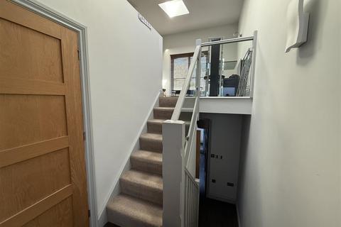 undefined, Saint Clements Mews