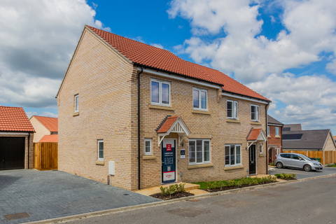 3 bedroom semi-detached house for sale, Plot 4, The Lansdown, Lansdown at Bowlers Green, Lowestoft Road NR31