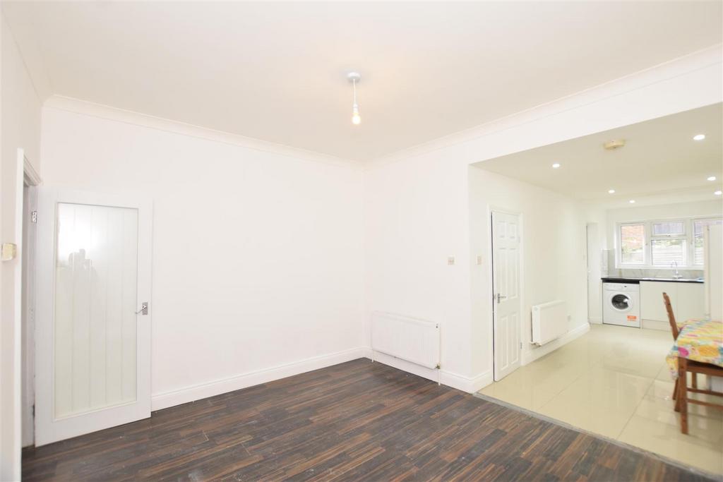 Reception 2. (open plan).jpg