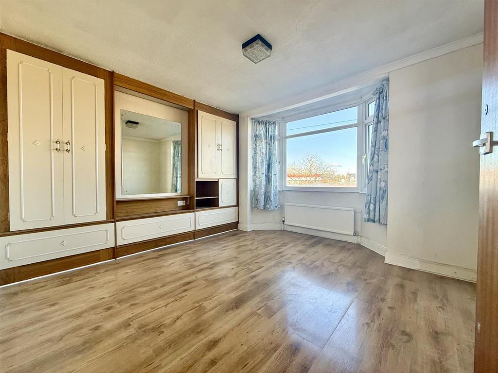 Bedroom1.jpg