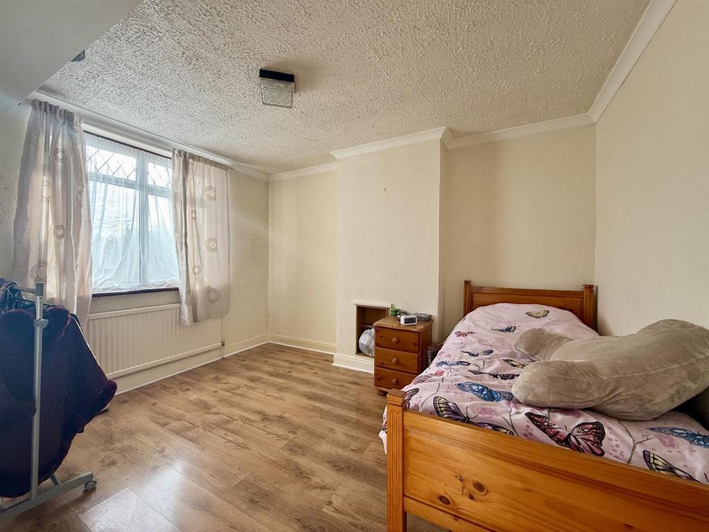 Bedroom3.jpg