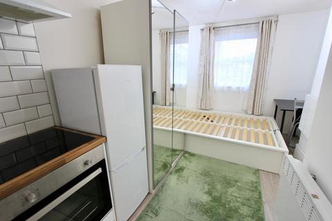 undefined, St. Michael's Terrace, London N22