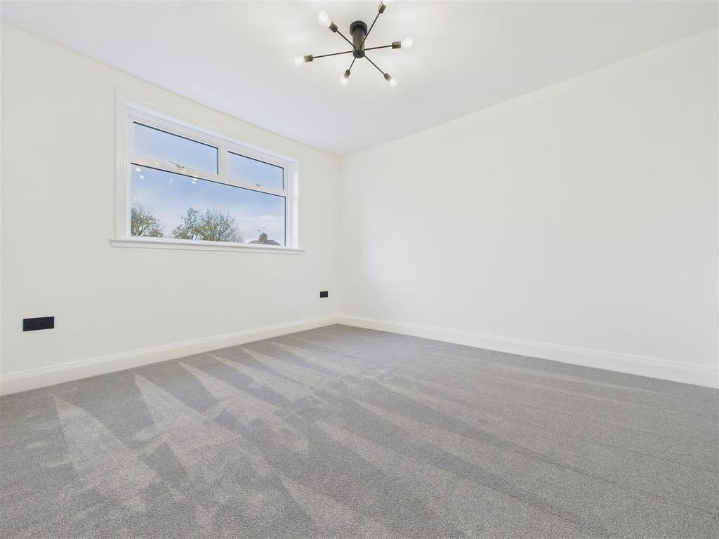 CAM01407 G0-PR0034-STILL003.jpg