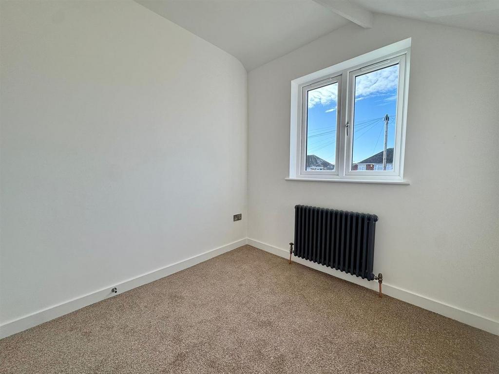 Bedroom 3 (1).jpg