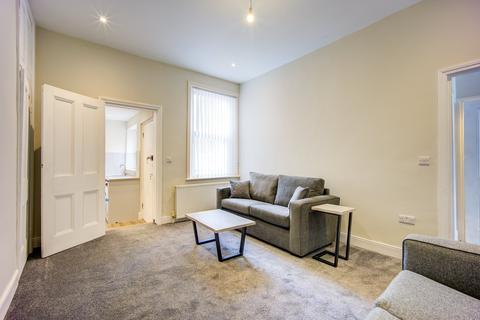 3 bedroom flat to rent, Shortridge Terrace, Jesmond,