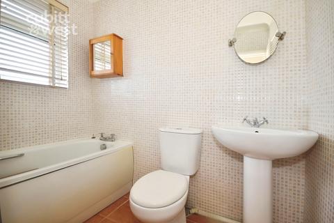 undefined, Capel Avenue, Peacehaven, BN10