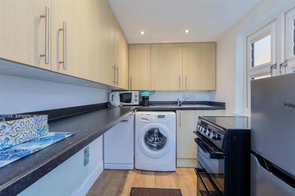 22 Mathercombe Road-12.jpg