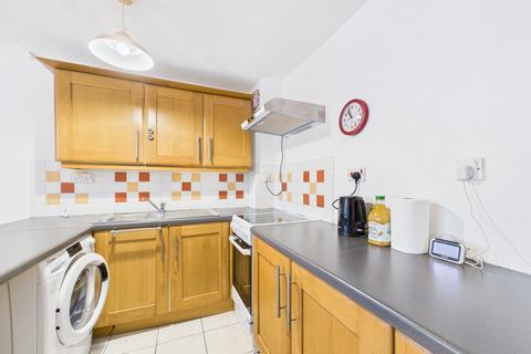 1 bedroom terraced house to rent, Shellfield Close, Staines-upon-Thames, Surrey, TW19