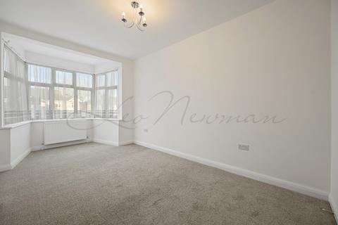 undefined, Lodge Court, Hornchurch, RM12