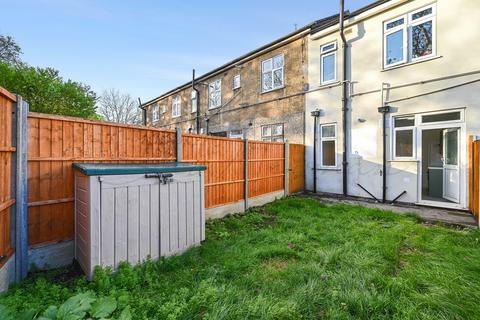 undefined, Lodge Court, Hornchurch, RM12
