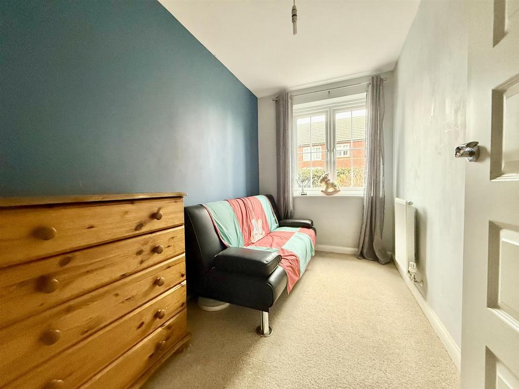 Bed2.jpg