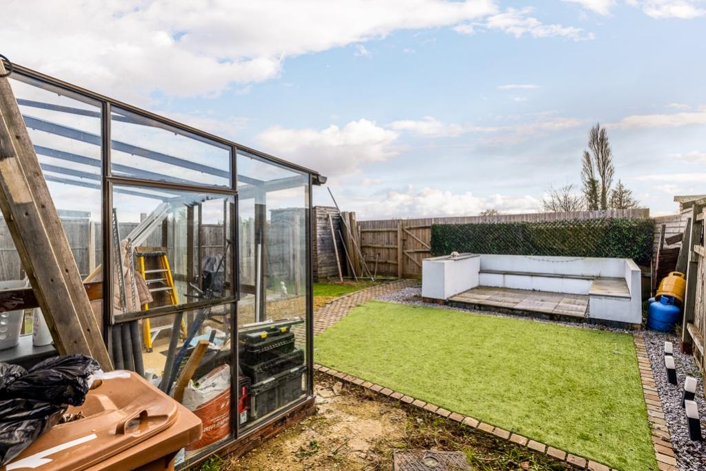 28 Albert Avenue (Gedney)-10