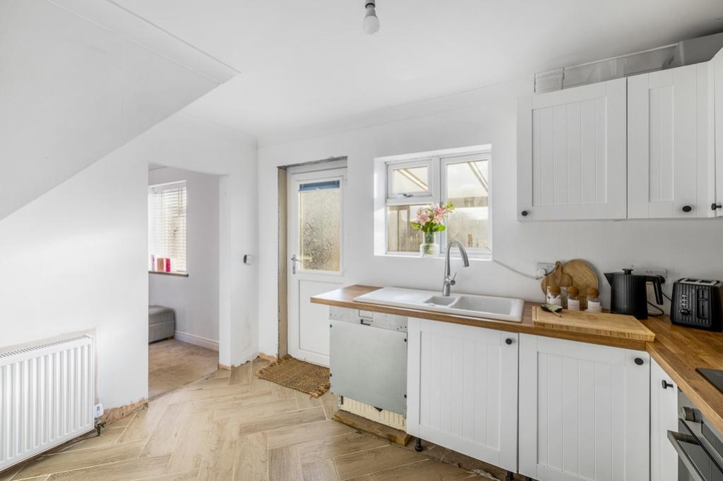 28 Albert Avenue (Gedney)-20