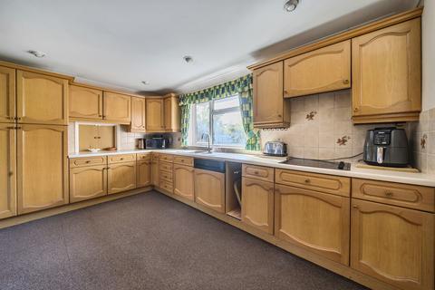 3 bedroom detached bungalow for sale, Top Green, Romsey SO51