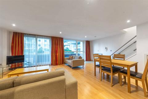 2 bedroom property to rent, Drake House, London SW8