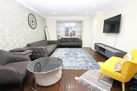 5 bedroom detached house for sale, Granary Road, East Hunsbury