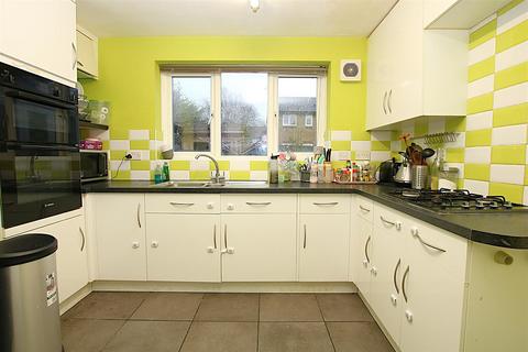 5 bedroom detached house for sale, Granary Road, East Hunsbury