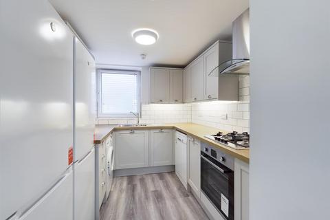 6 bedroom terraced house to rent, Inverness Road, Brighton