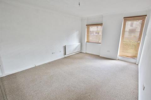 2 bedroom flat to rent, Christchurch Road, Bournemouth