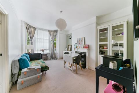2 bedroom flat to rent, Mercers Road, Tufnell Park, N19