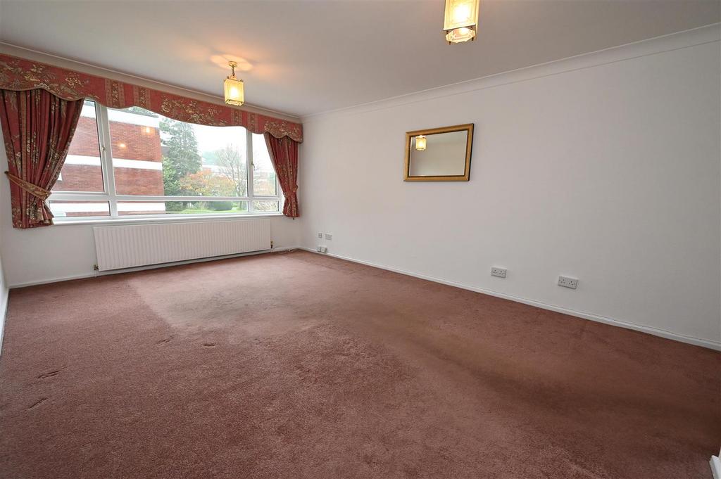 Living room1.JPG