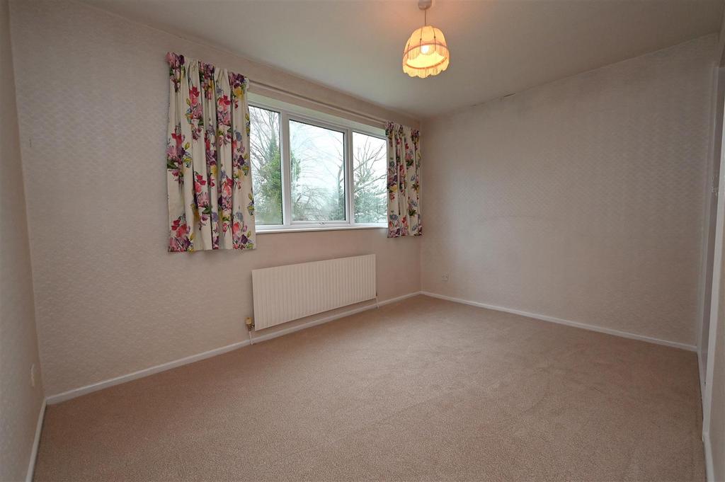 Bedroom2.1.JPG