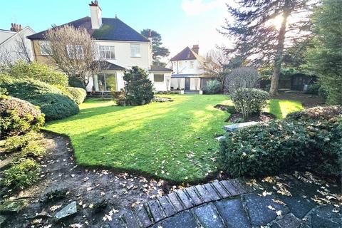 undefined, Southbourne Gardens, Westcliff on sea, Westcliff on sea,