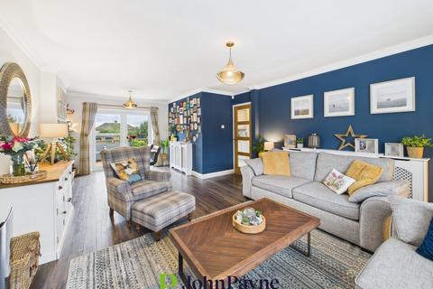 3 bedroom end of terrace house for sale, Headington Avenue, Whitmore Park, Coventry, CV6
