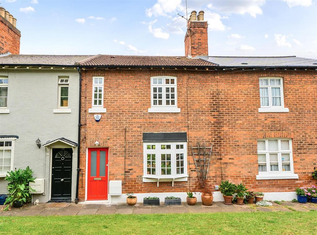 19271079 (2).jpg