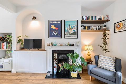 undefined, Midland Terrace, London NW2