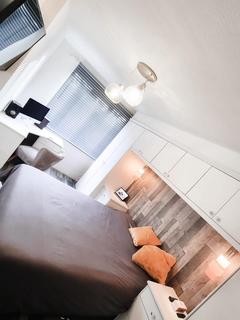 undefined, London Road, Northampton NN4