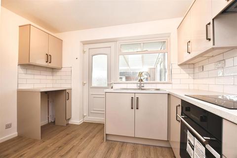 2 bedroom semi-detached bungalow for sale, Winchester Close, Hull