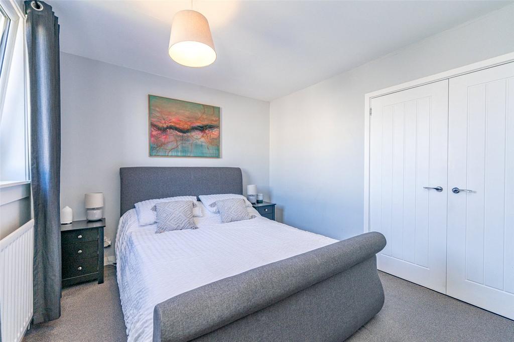 Bedroom 1 Alt