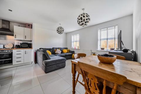 2 bedroom apartment for sale, Delphinium Court, St Neots PE19