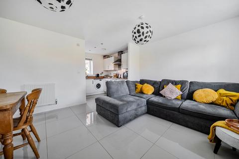 2 bedroom apartment for sale, Delphinium Court, St Neots PE19
