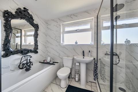 3 bedroom semi-detached house for sale, Highnam Close, Stratton St Margaret, Swindon, SN3